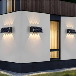Lambax - 20 Watt Çift Taraflı Solar Led Bahçe Aplik Dış Mekan Günisigi