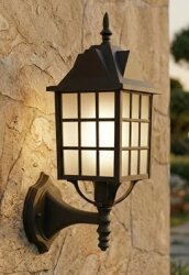 Kafesli Konsollu Fener Bahçe Aydınlatma Armatürü