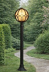 Papatya Plastik Direkli Bahçe Armatürü - Bahçe Lambası